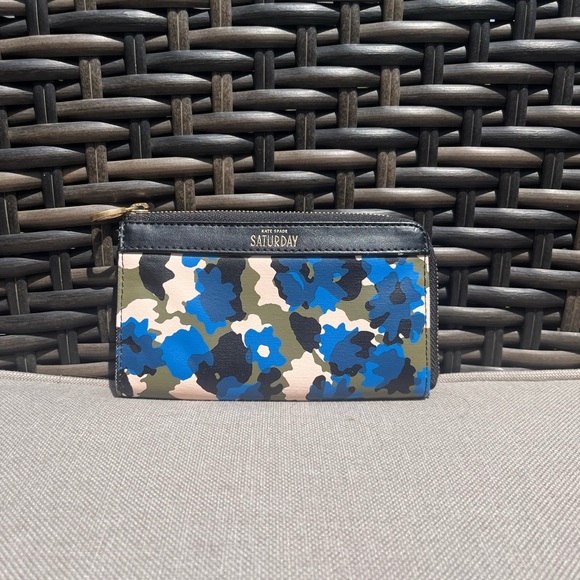 Kate Spade Camo Print Wallet - Picture 1 of 4